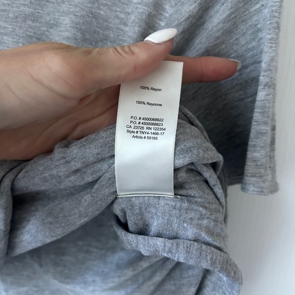 aritzia • Wilfred • size XS • Tshirt - Picture 4 of 6